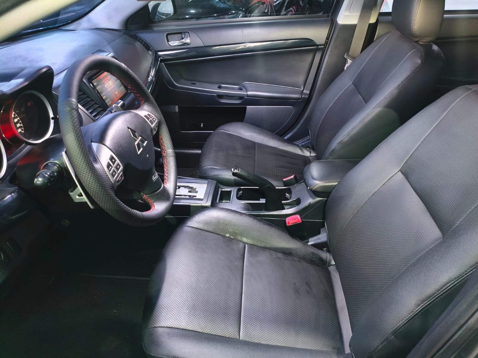 Mitsubishi LANCER 2.0 CVT 2016 — foto 7