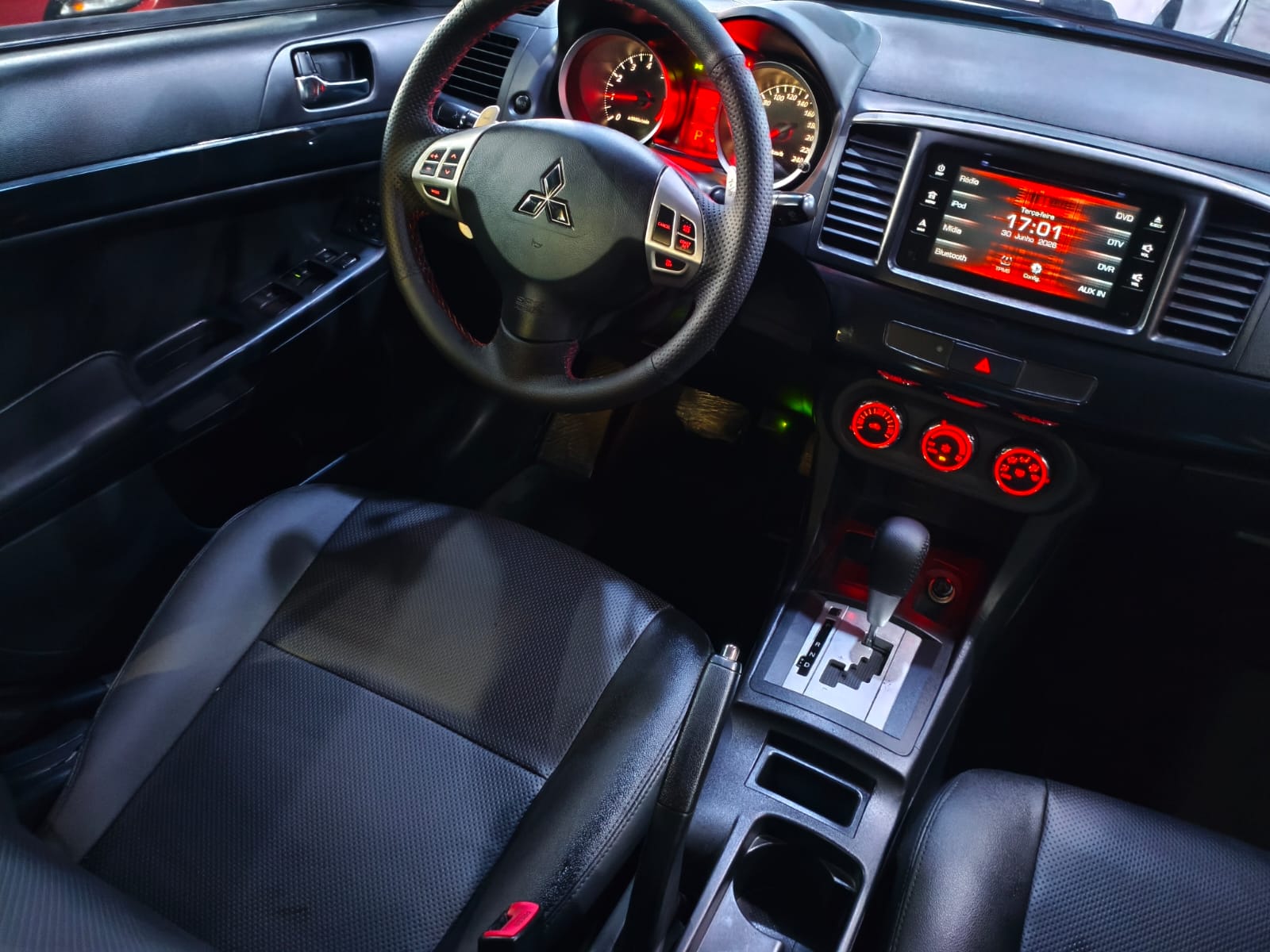 Mitsubishi LANCER 2.0 CVT 2016 — foto 10