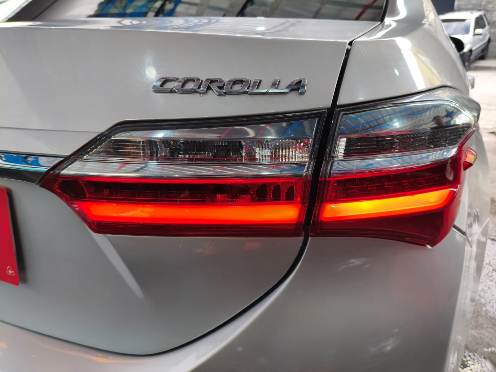 Toyota COROLLA GLI UPPER 2018 — foto 3