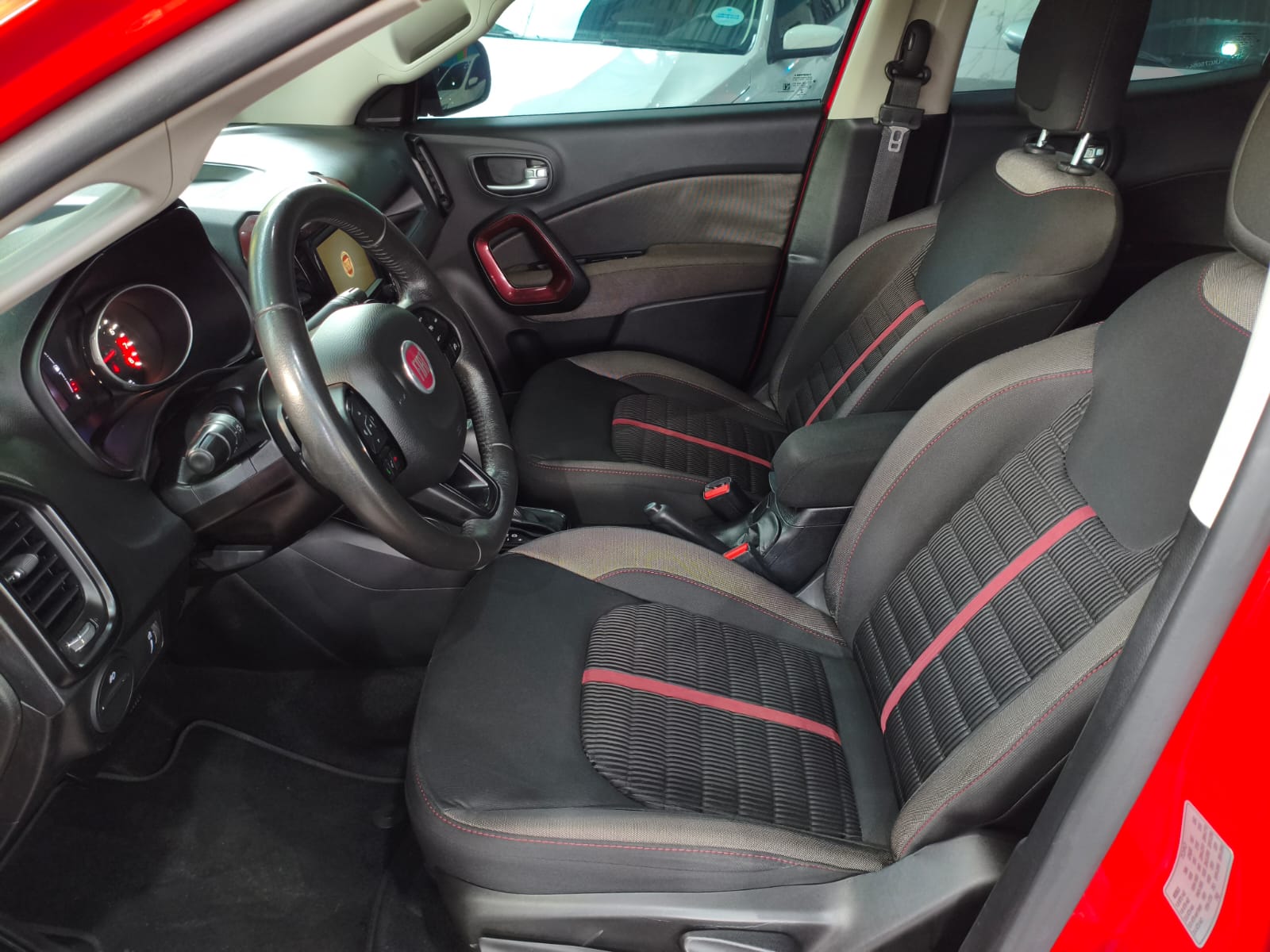 Fiat TORO FREEDOM AT6 2020 — foto 14