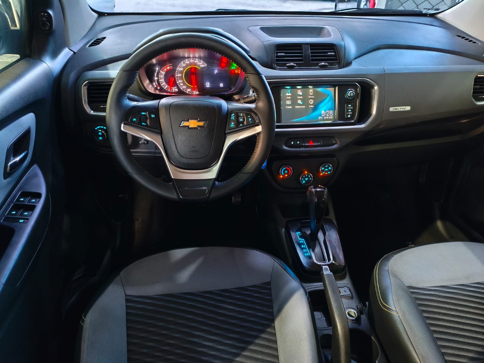 Chevrolet SPIN ACT7 2020 — foto 7