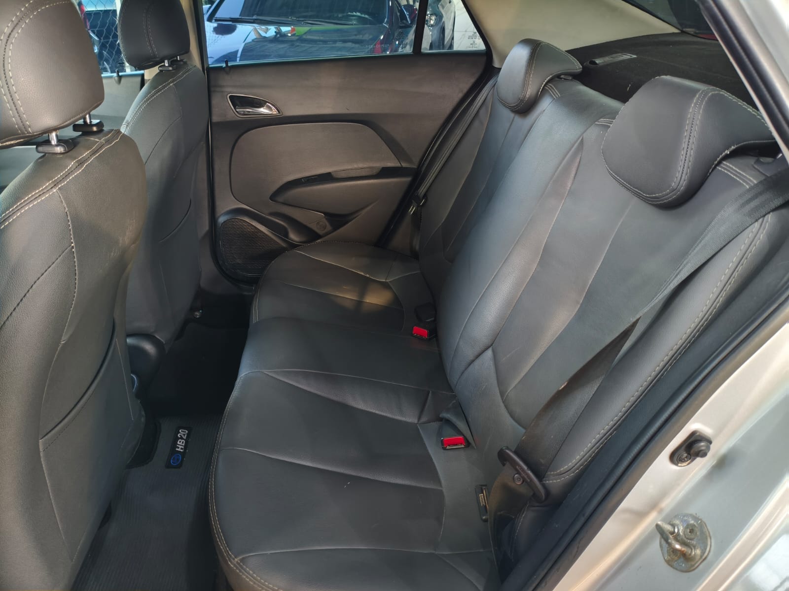 Hyundai HB20S 1.6 2014 — foto 11