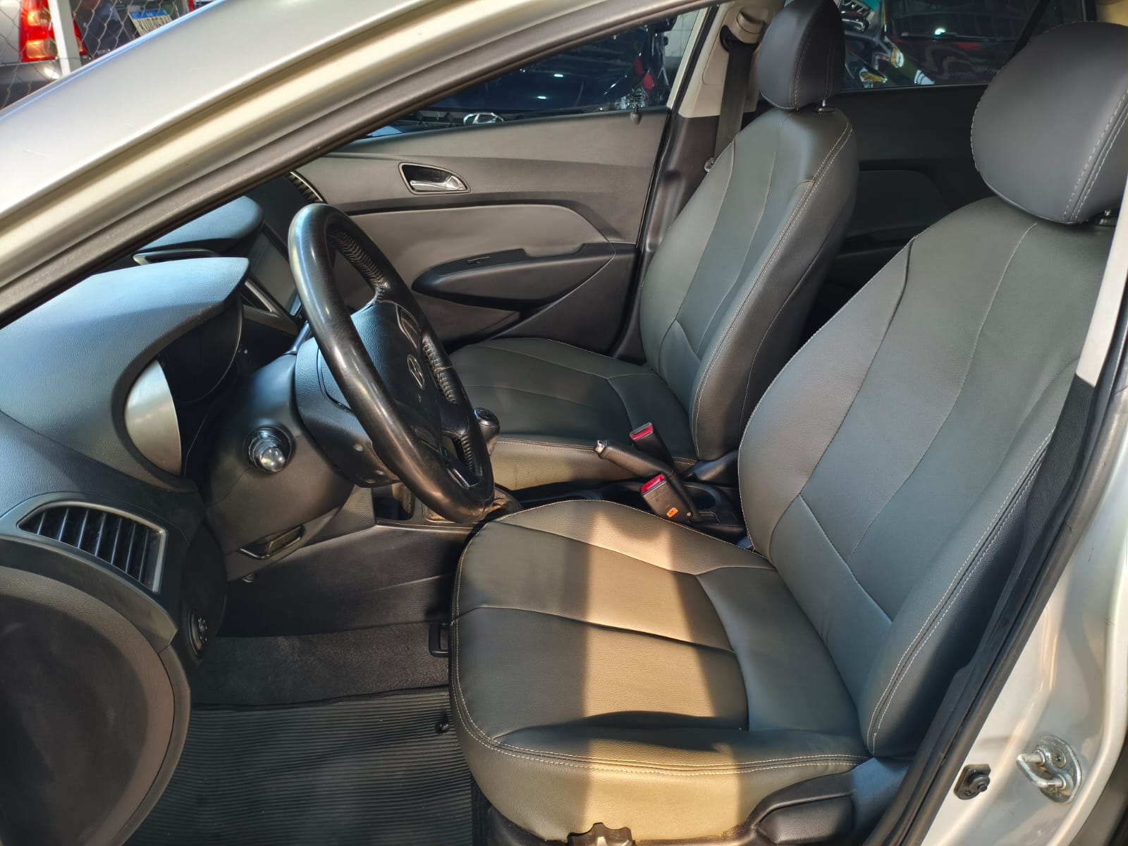 Hyundai HB20S 1.6 2014 — foto 13